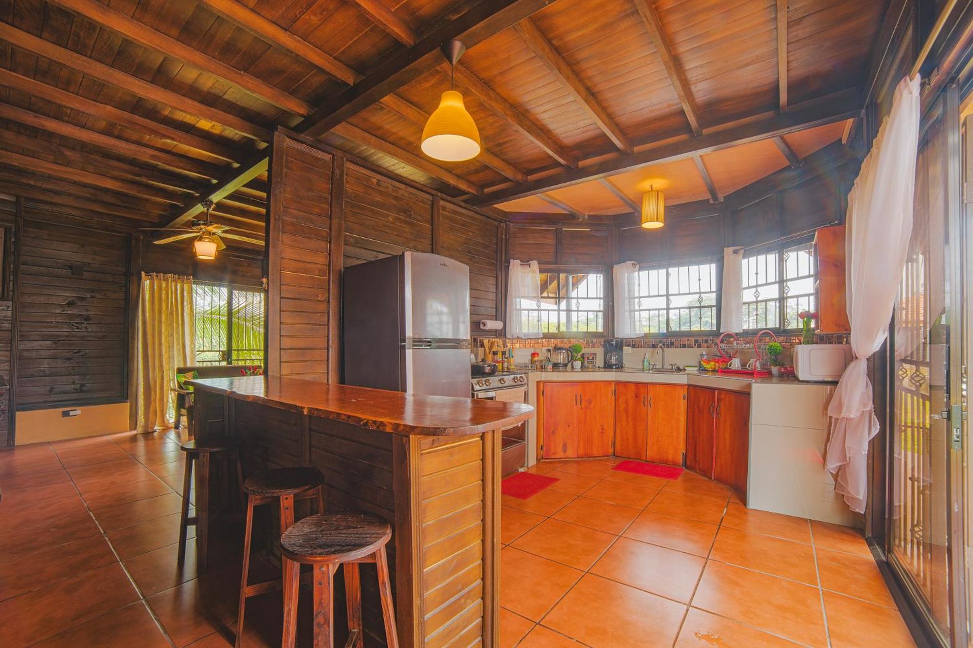 The Toucan Nest - Ac, Gated & Pool La Fortuna Ngoại thất bức ảnh